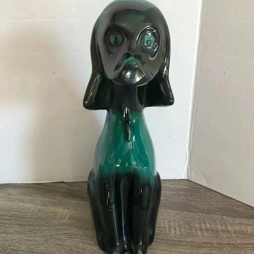 Vtg Blue Mountain Pottery Dog